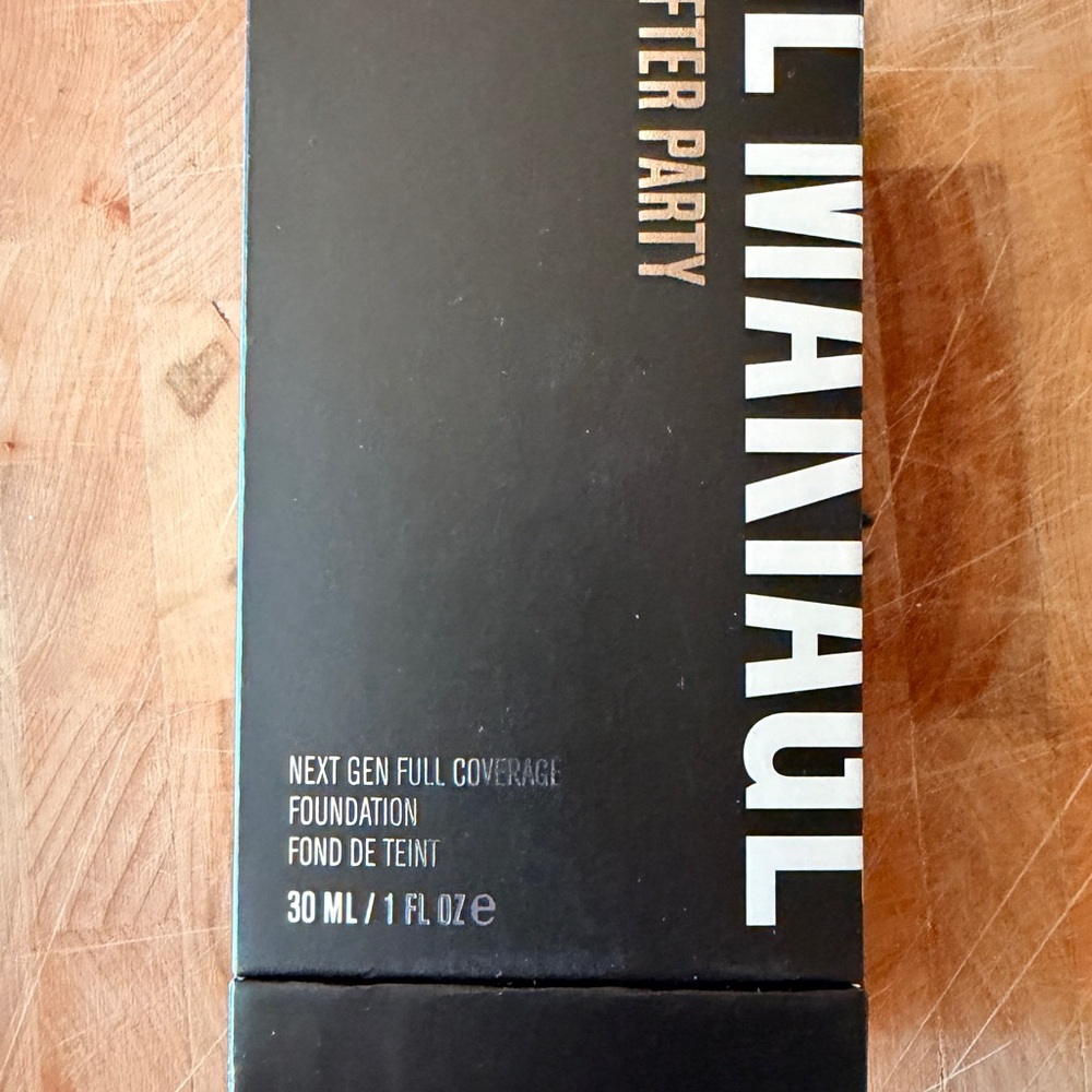 Il makiage Full Coverage Foundation shade 050